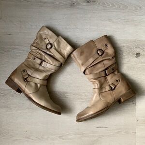 Rieker Remonte‎ Dorndorf boots distressed straps